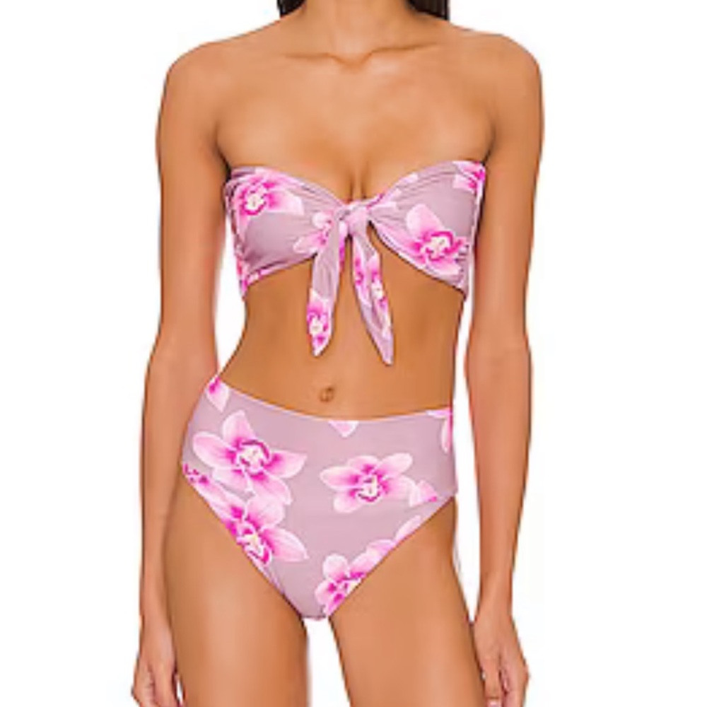 Acacia Gili Baker Top and Bottom